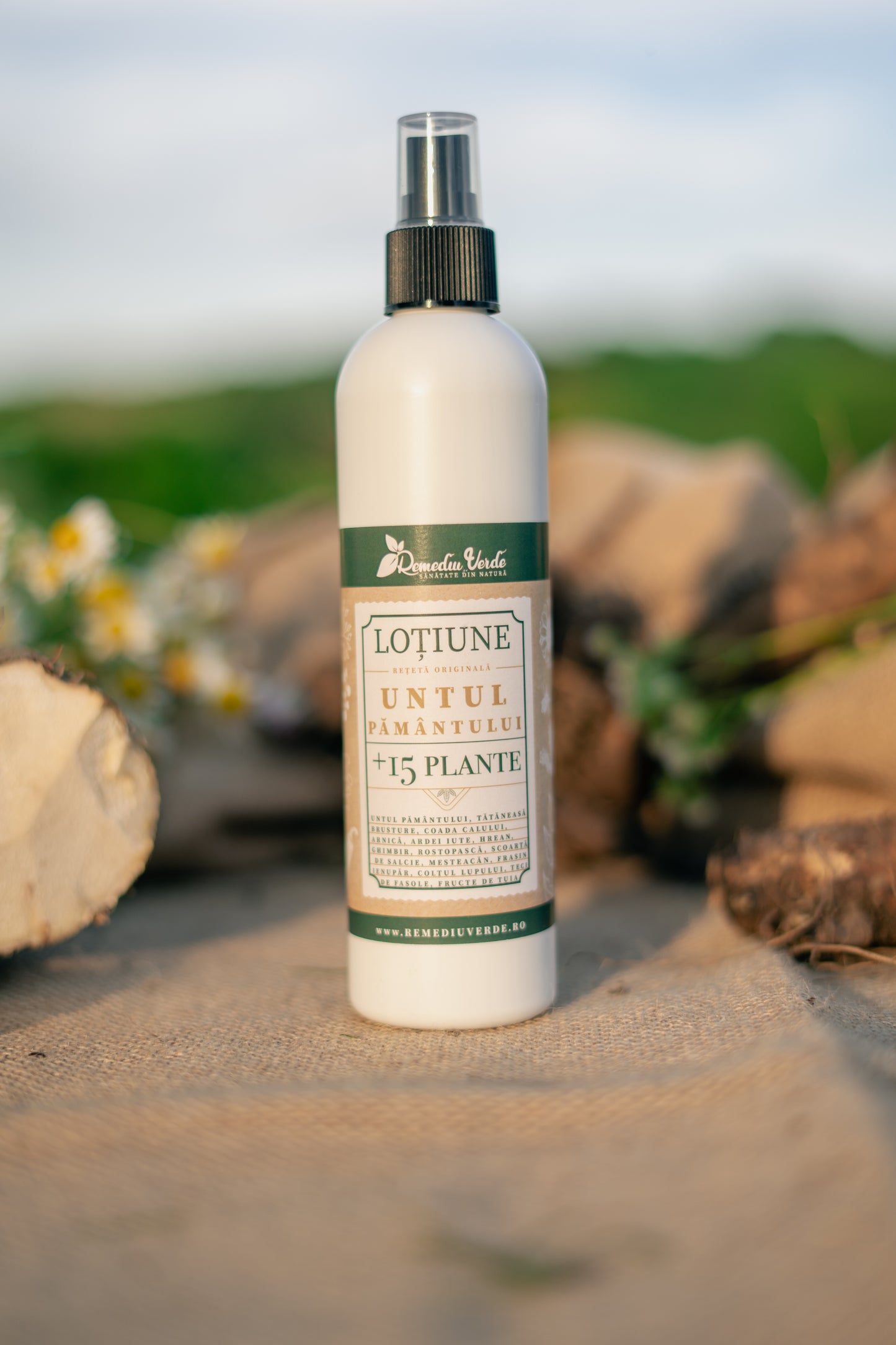 Loțiune UNTUL PĂMÂNTULUI +15 plante 250ml